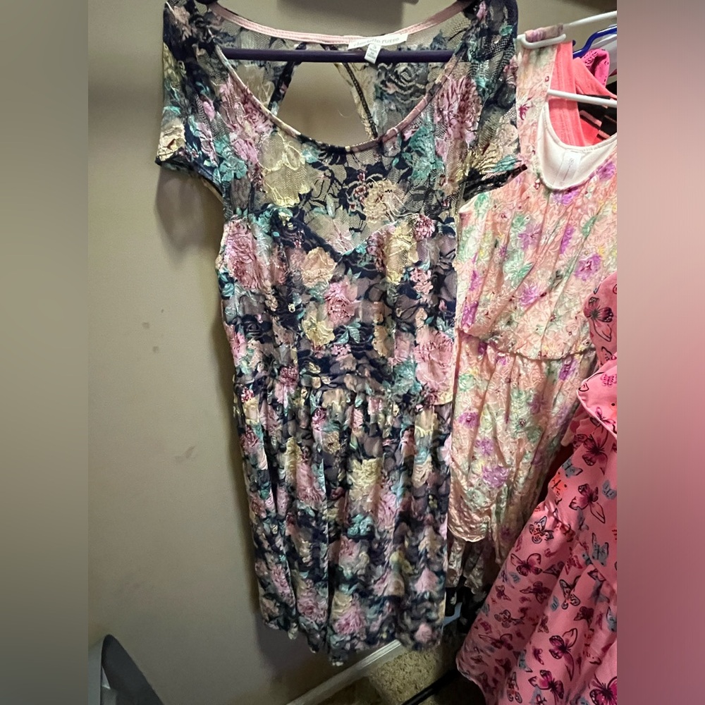 Women’s dress